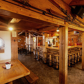 Innenansicht der Mankei Alm in Obertauern