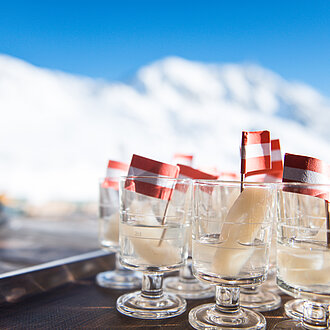 Schnaps im Winter in Obertauern 