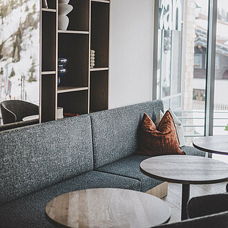 Lounge Bereich im Hotel Enzian in Obertauern 